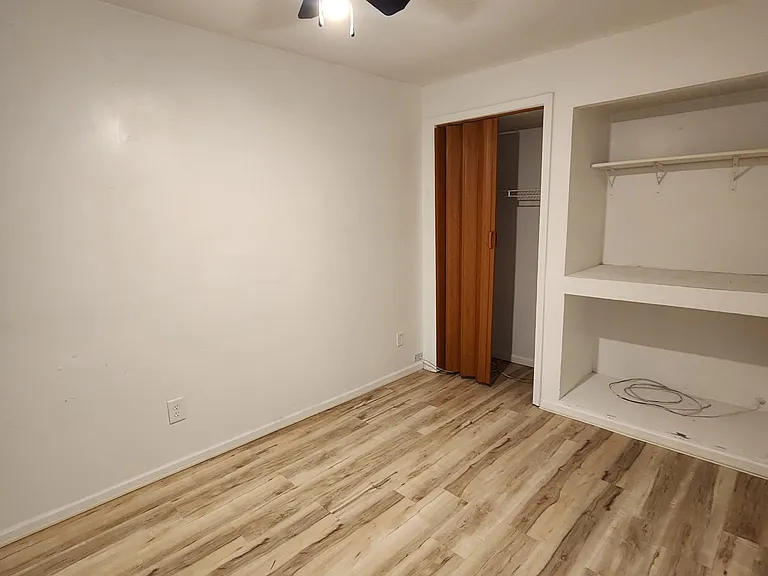 2nd Bathroom