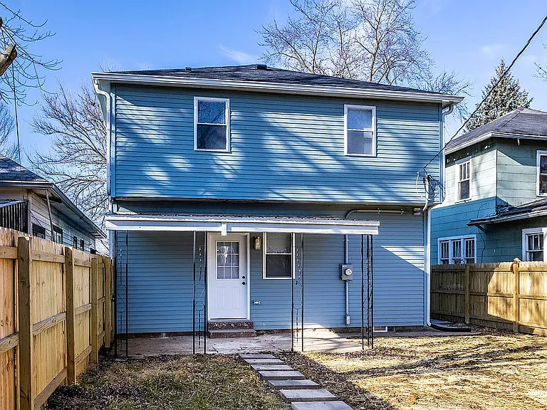 849 N Oakland Ave — Photo 39