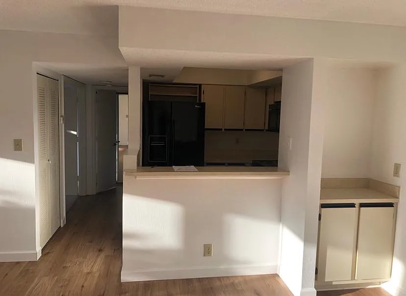 1 bed, 689 sqft, $1,200 — Photo 4