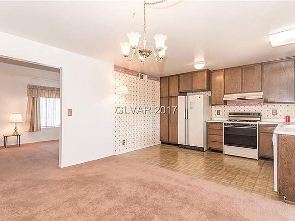 5th image of 7099 Fenway Ave