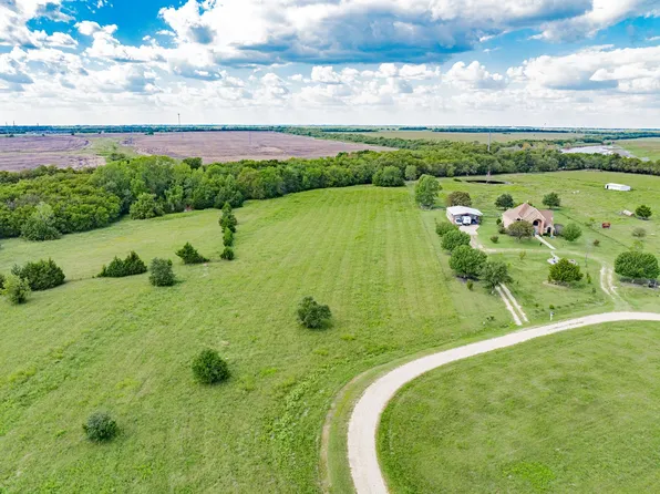 8 Thornhill Dr, Floyd, TX 75401