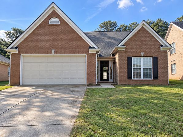 1110 Livery Cir