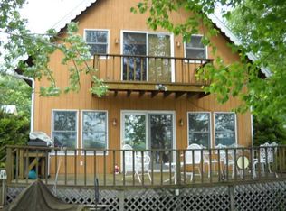 2 Lakeview Dr, Perry, NY 14530