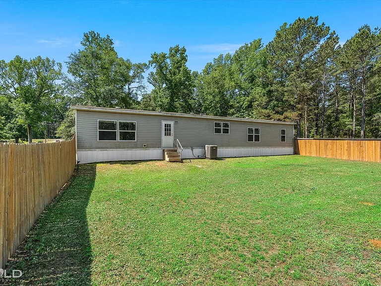 2153 Highway 2 — Photo 11