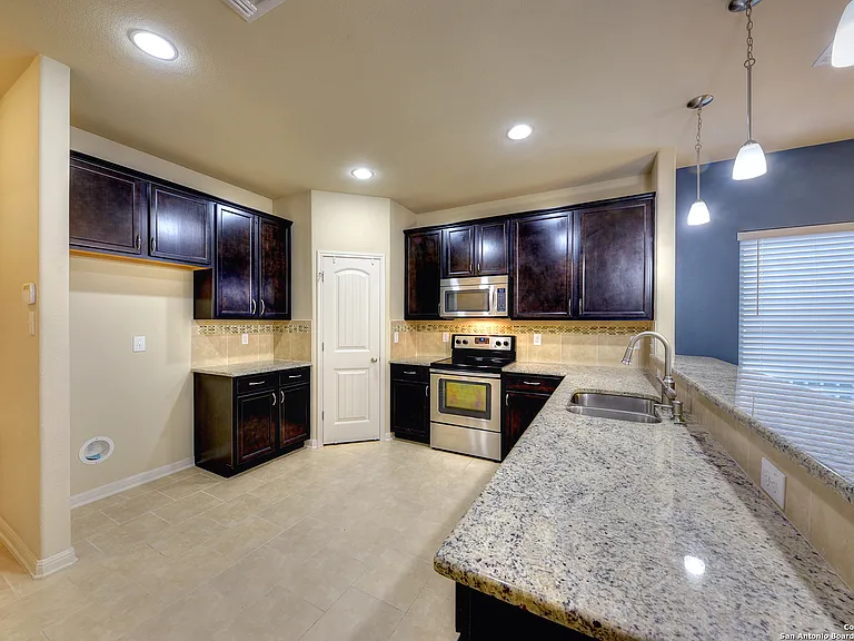 6703 Cibola Frst — Photo 10