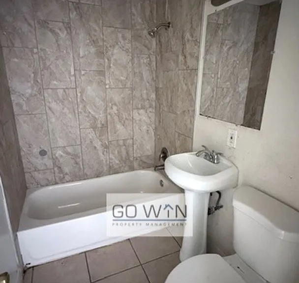 716 W 5th Ave — Photo 6