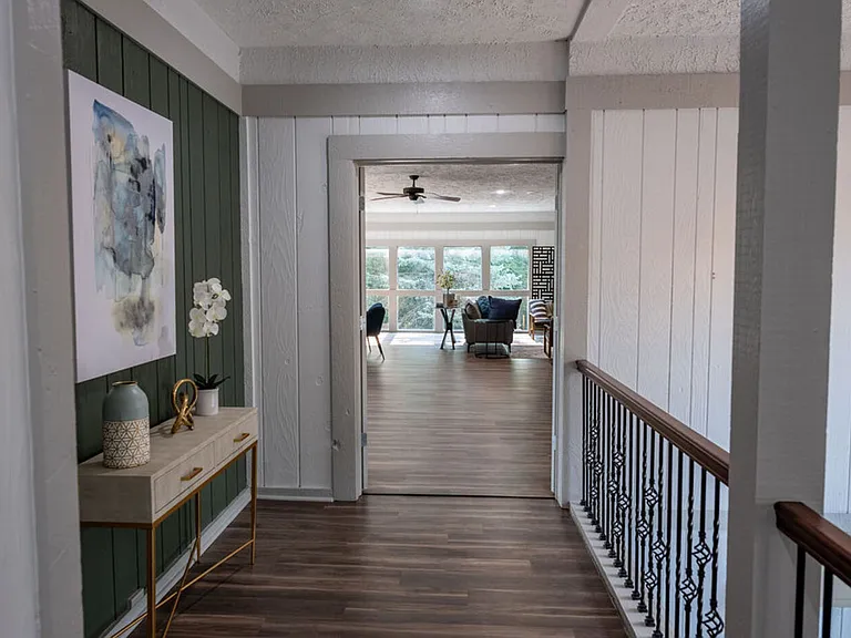 Eagle Creek by Spark Living — Photo 21