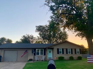 329 N Date St, Jenks, OK 74037