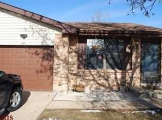 851 Woodridge Ests, St Louis, MO 63010