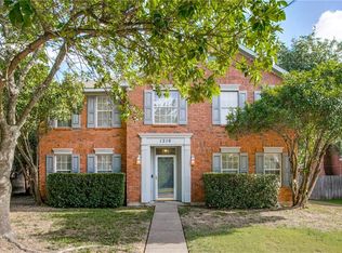 1210 Graves Ct, Cedar Hill, TX 75104
