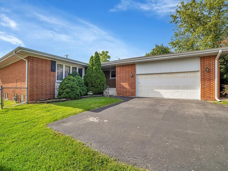 1st image of 10308 S Aspen Dr