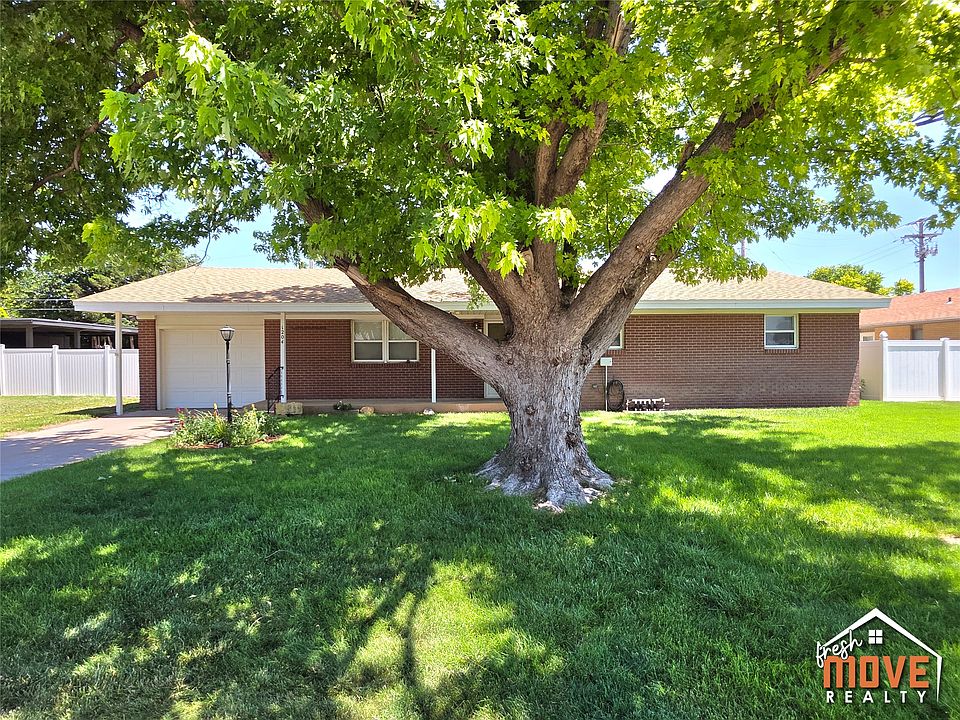 1st image of 1204 Ridgewood Dr