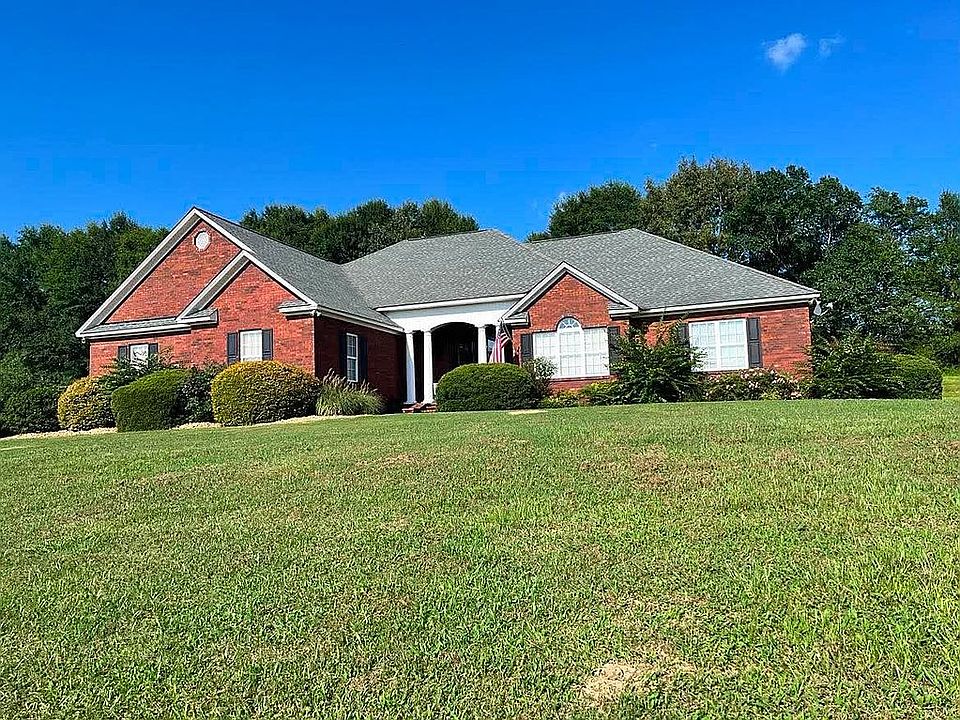 1st image of 473 Lakeview Dr
