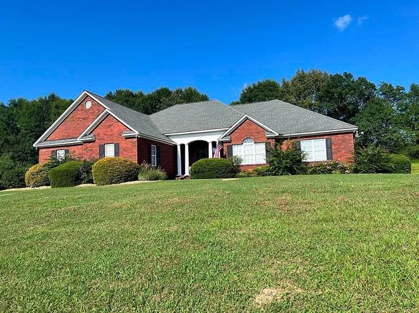 473 Lakeview Dr