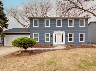 1123 Home Ct, Shorewood, IL 60404