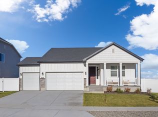 8537 N Tiffany Ln, Lake Point, UT 84074
