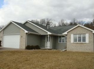 450 Red Tail Dr, Amherst, WI 54406