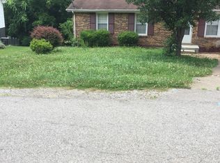 924 Lucas Ln, Clarksville, TN 37040