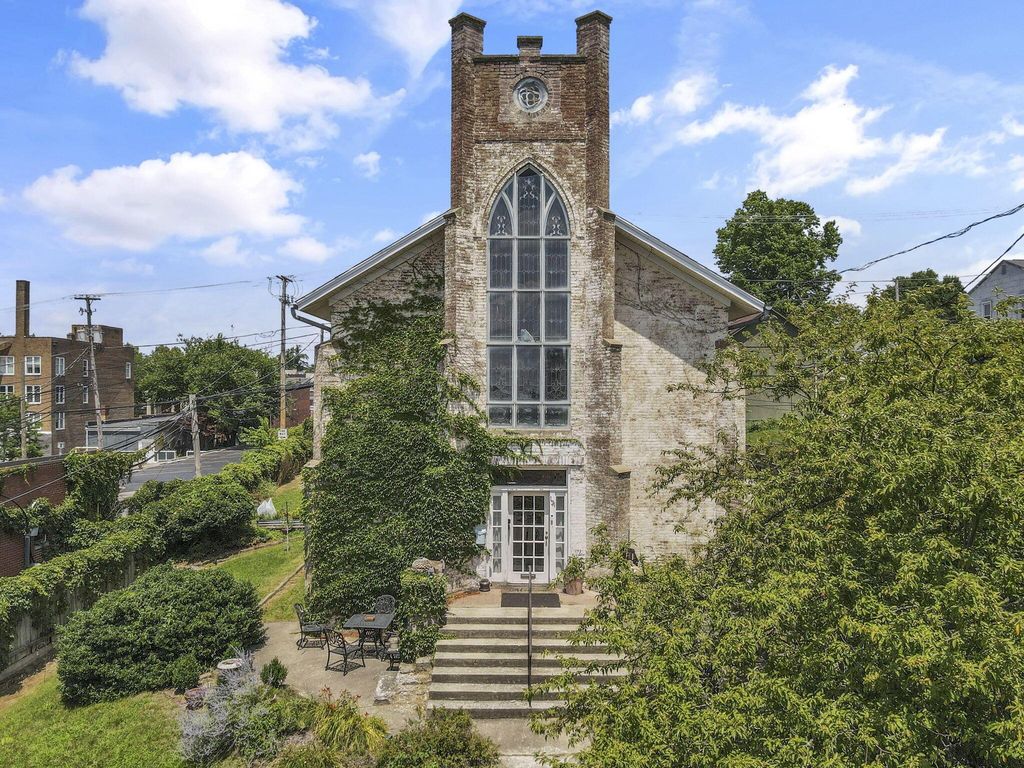 Real estate listing image