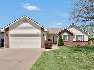 4531 N Westlake Ct, Wichita, KS 67220