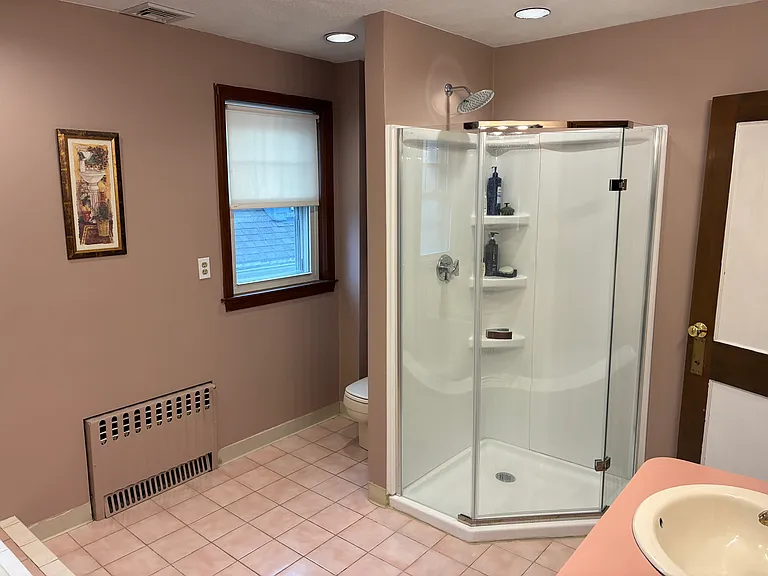 45 Waldemar Ave #2 — Photo 19