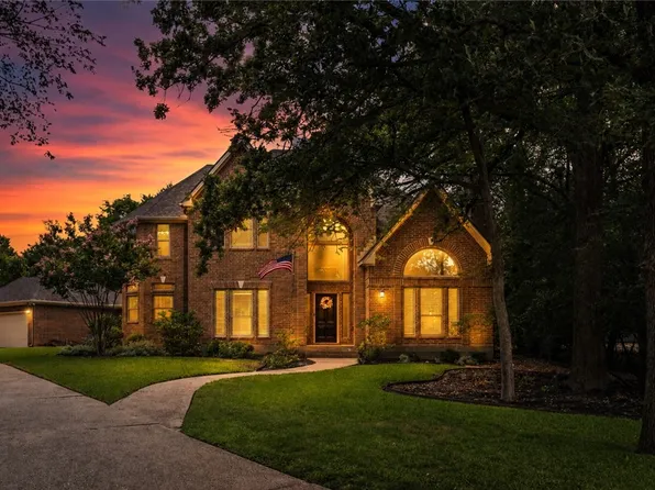 9310 Amberwood Ct, College Station, TX 77845