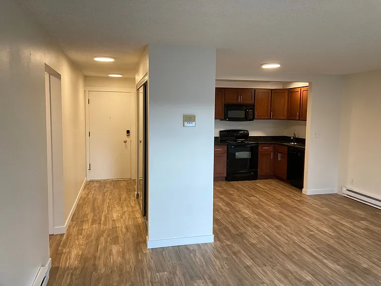 Queen Anne 9 — Photo 11