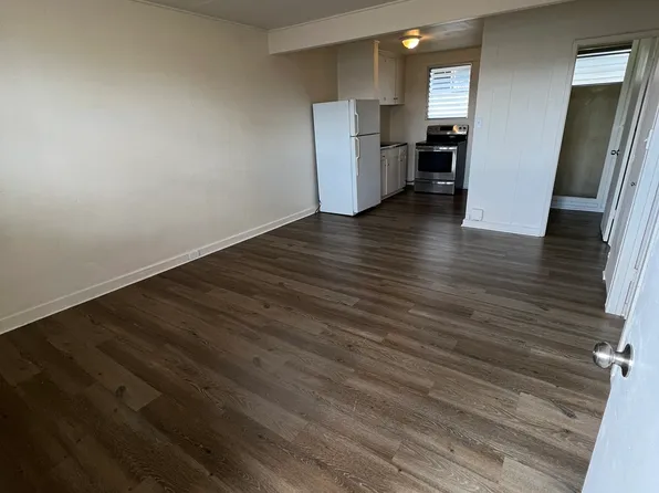 94-227 Aniani Place Agnet Chris Williams #6, Waipahu, HI 96797