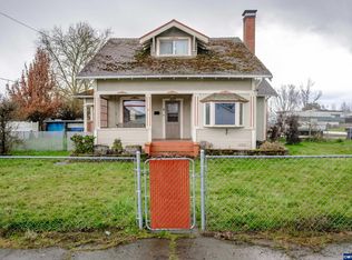 420 W 4th St, Halsey, OR 97348