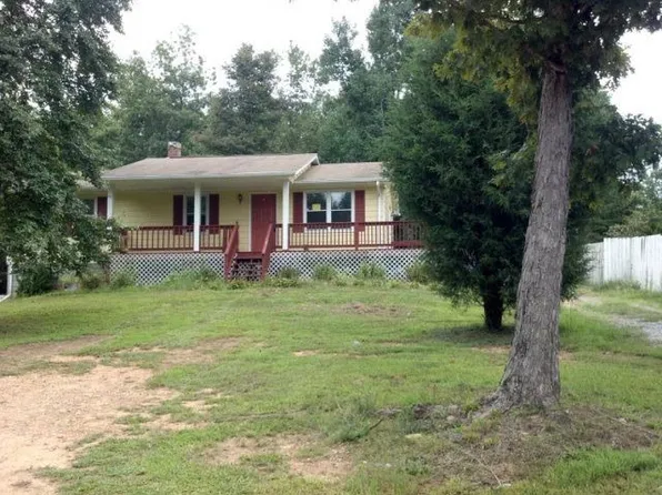 1053 Charlie Lawson Rd, Virgilina, VA 24598