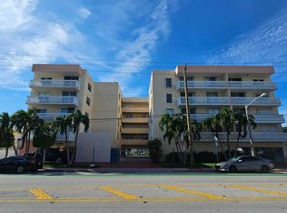 8530 Byron Ave APT 406, Miami Beach, FL 33141