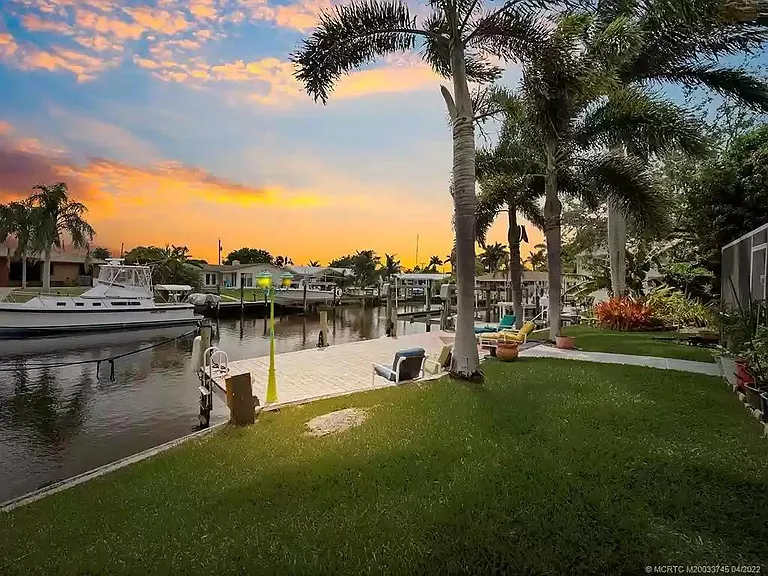 1744 SW Boatswain Pl — Photo 41