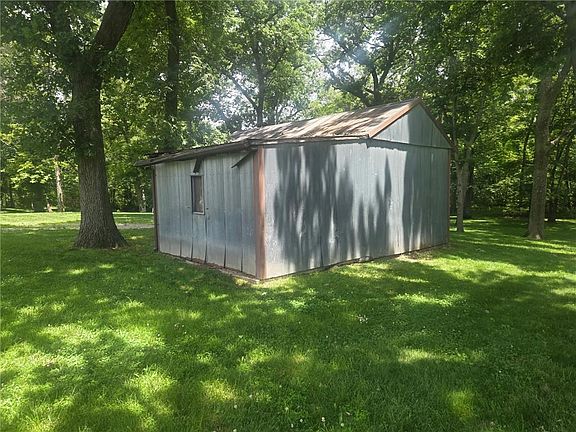 5th image of 34365 Spring Valley Rd