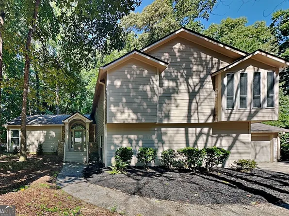 2293 Chimney Springs Dr, Marietta, GA 30062