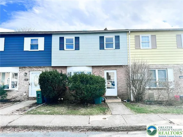 5714 Greens Dr, Allentown, PA 18106