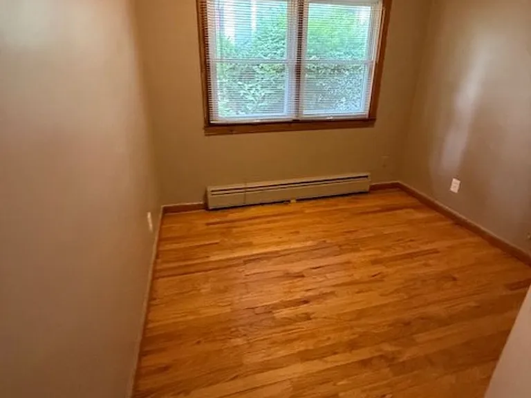 1000 Woodlawn Ave — Photo 11