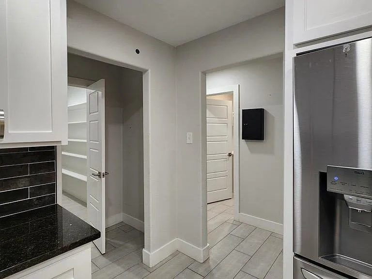 3300 Durant Dr — Photo 17
