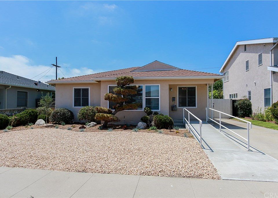 1st image of 12707 Bonaparte Ave
