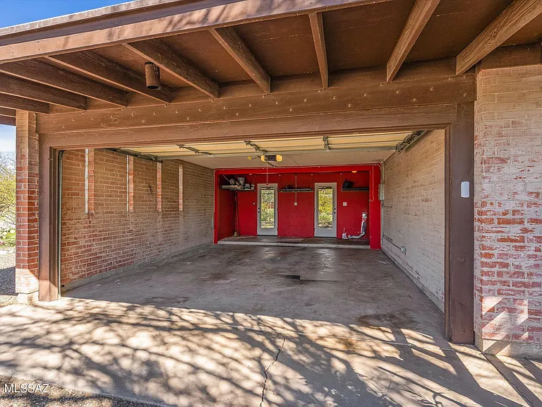 8801 E Buckboard Rd — Photo 23