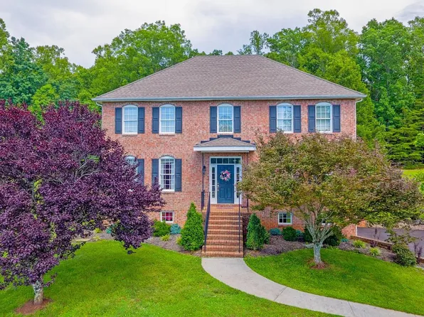 1266 Wills Way, Forest, VA 24551