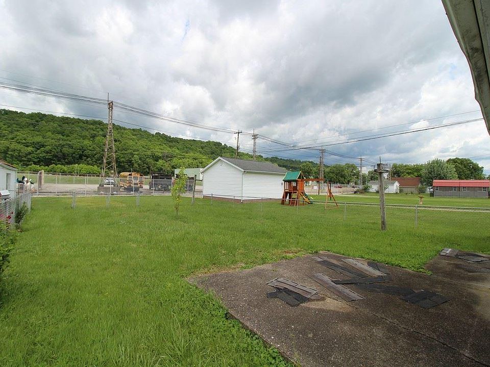3524 Crane Ave, Huntington, WV 25705 Zillow