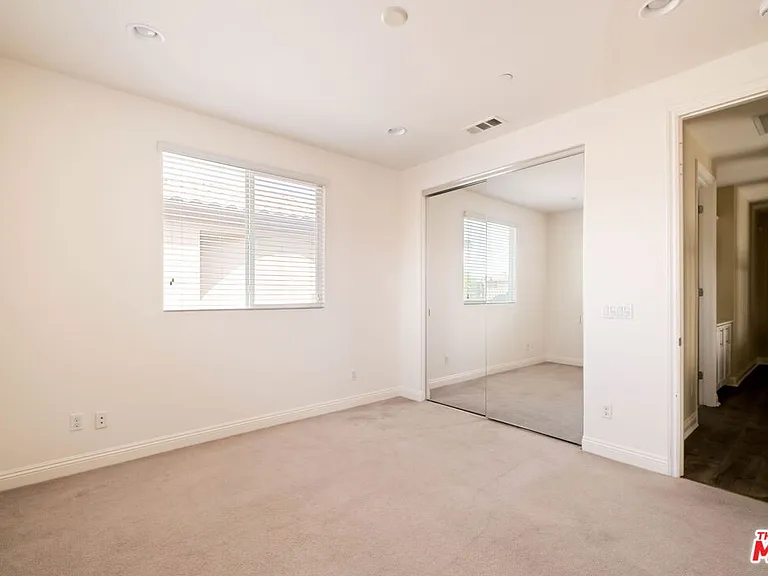 5929 Spelthorne Ln — Photo 37