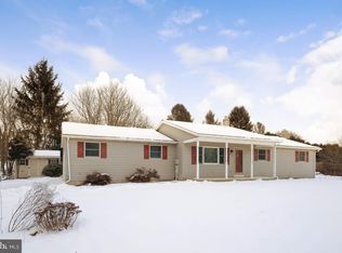 97 Bertolet Mill Rd, Oley, PA 19547