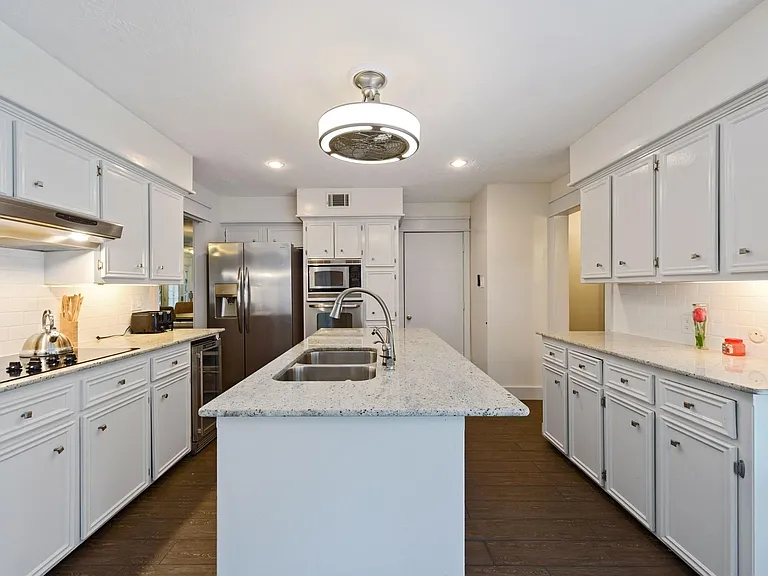 2824 S Logrun Cir — Photo 15
