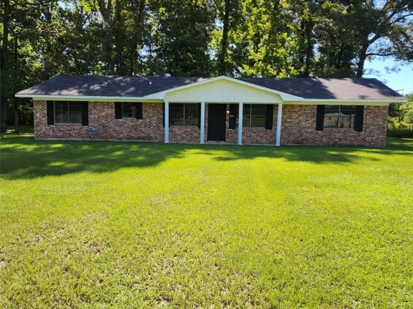 500 Edisto St, Coushatta, LA 71019
