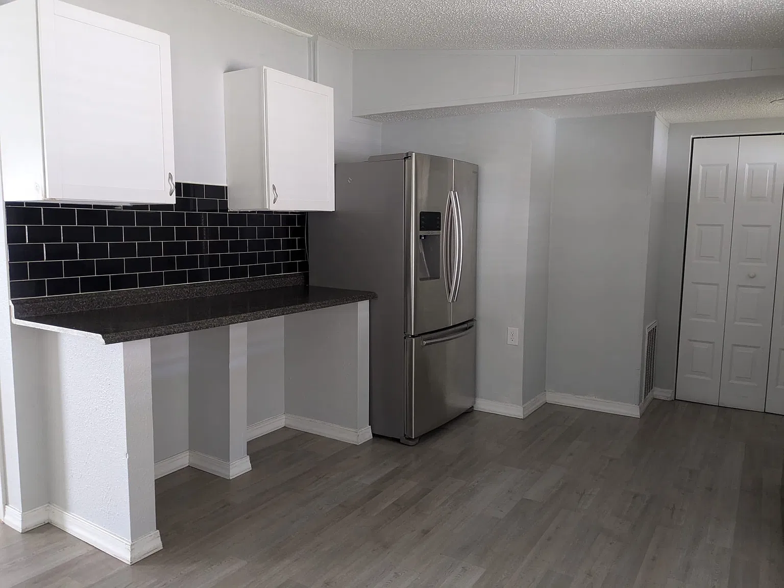 3 bed, 1500 sqft, $1,950 — Photo 4