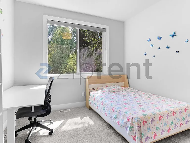 24369 NE 24th St — Photo 18