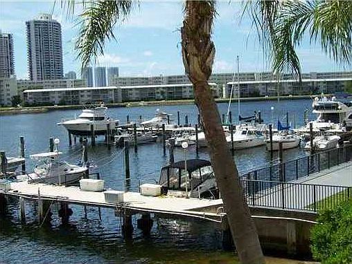 1st image of 18051 Biscayne Blvd #10041