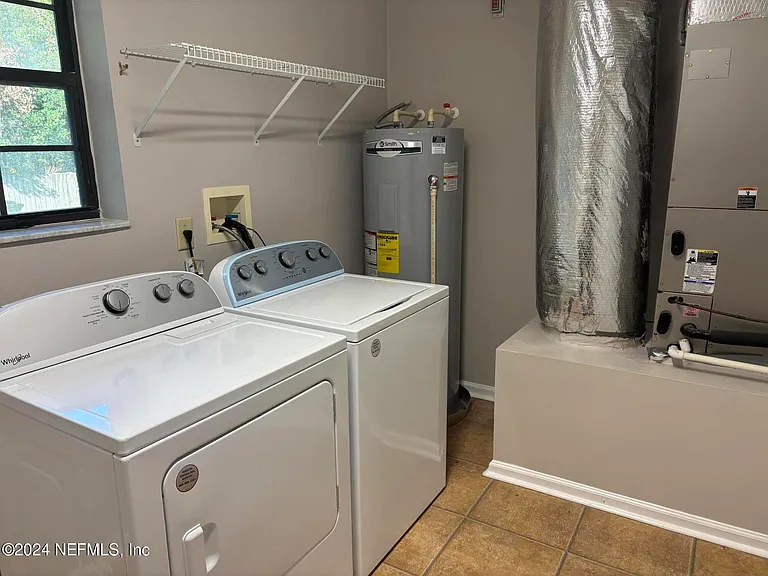 10111 Bradley Rd — Photo 3