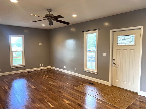 5th image of 10040 Krouse Rd